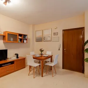 https://rentalsevilla-a-los-pies-de-la-campana.es-andalucia.com